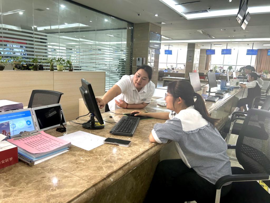 详细阅读:攀枝花包含正规代办中介提取公积金电话的词条 攀枝花包含正规代办中介提取公积金电话的词条